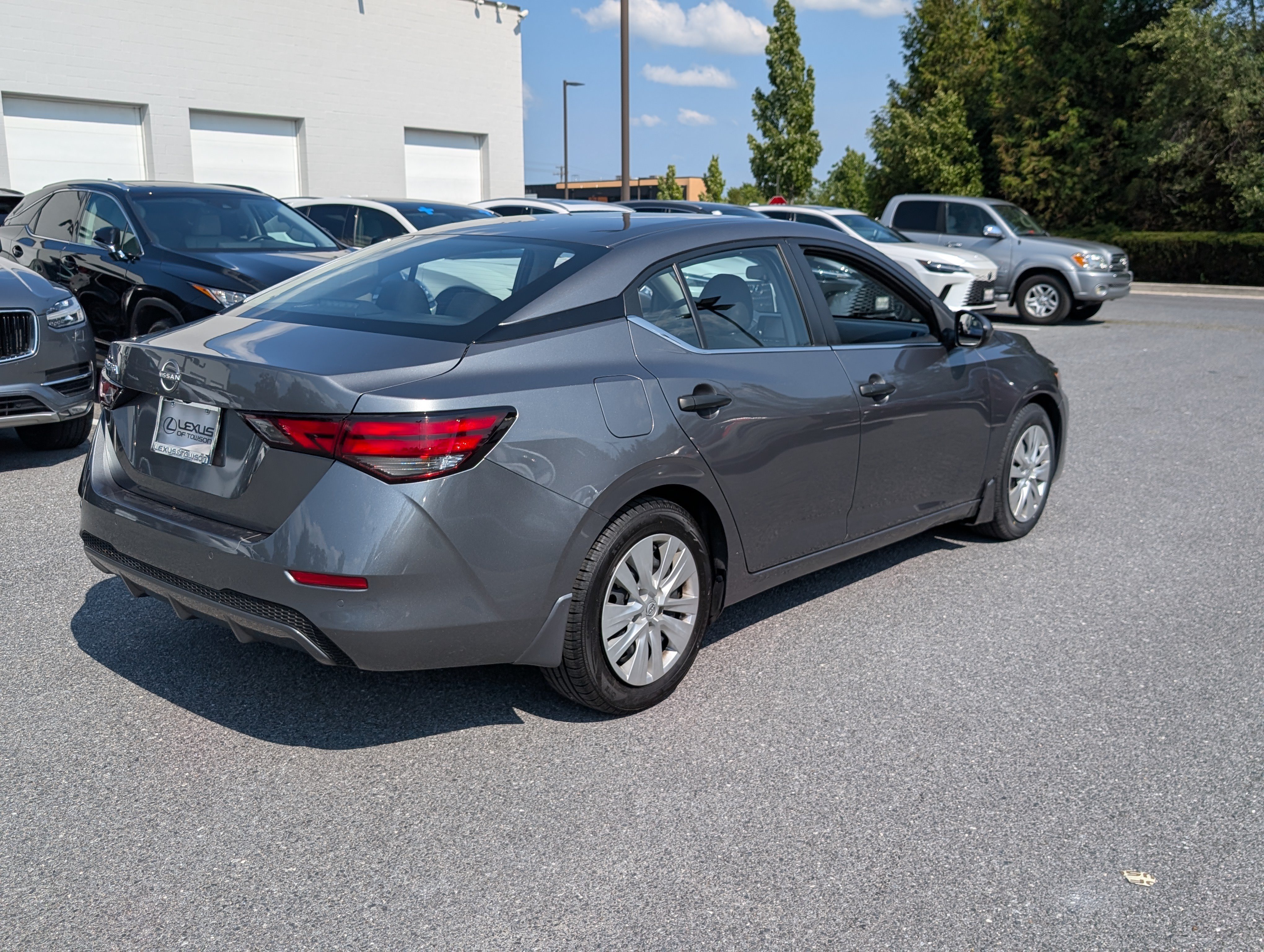 Used 2024 Nissan Sentra S FWD image 5