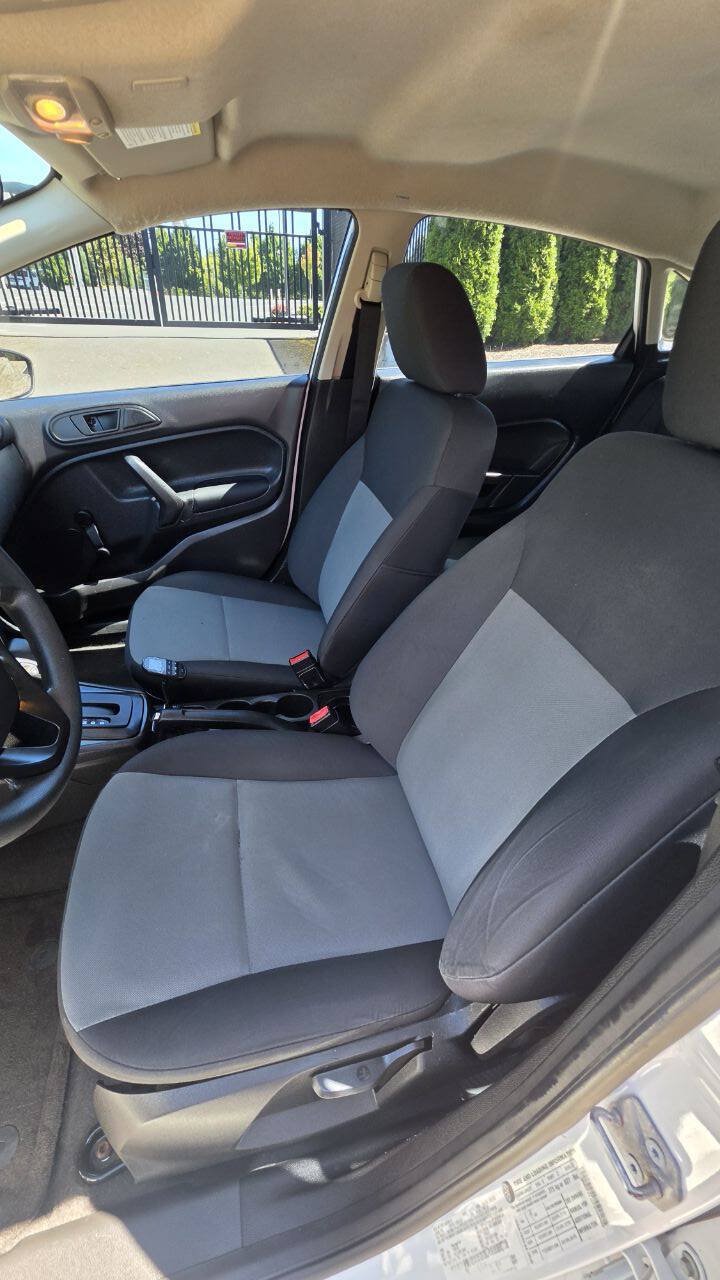 Used 2015 Ford Fiesta S FWD image 10