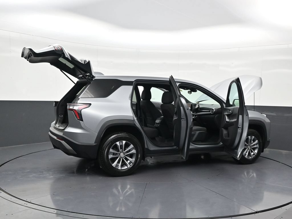 Used 2025 Chevrolet Equinox LT FWD image 33