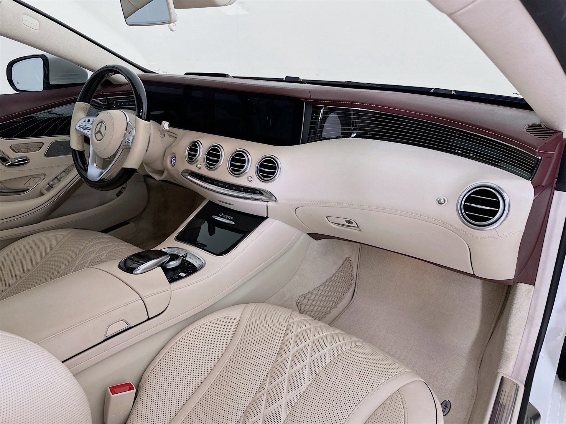 Used 2019 Mercedes-Benz S 560 4MATIC Coupe image 32