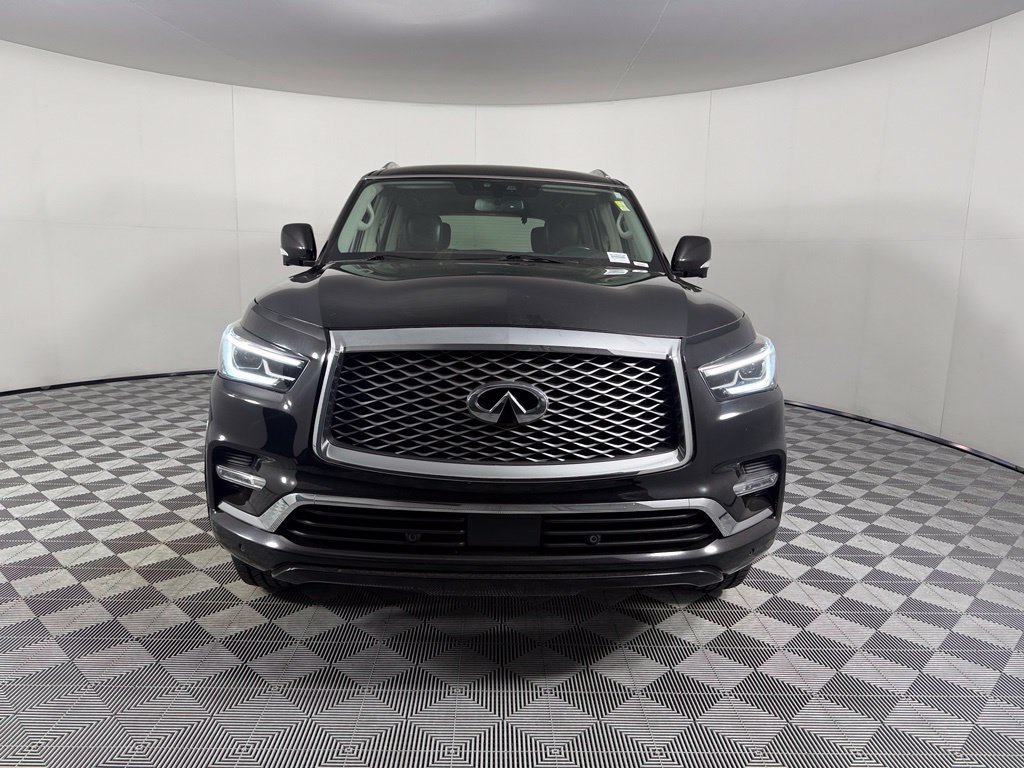 Used 2019 INFINITI QX80 Luxe AWD/4WD image 2