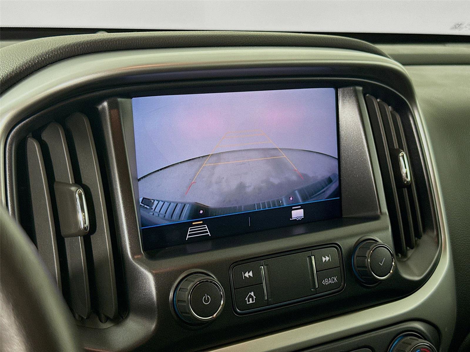 Used 2022 Chevrolet Colorado LT w/ LT Convenience Package image 14