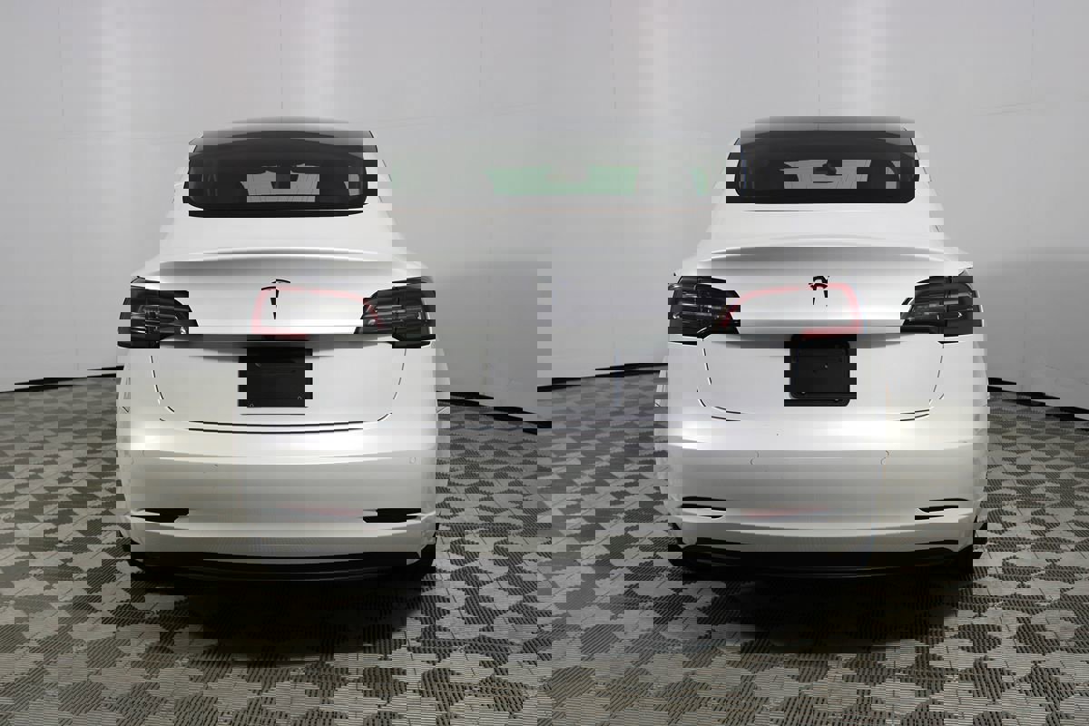 Used 2020 Tesla Model 3 Standard Range Plus image 27