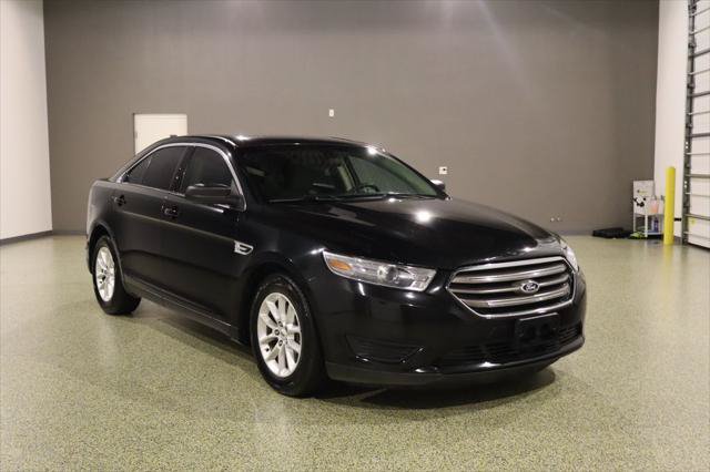 Used 2013 Ford Taurus SE