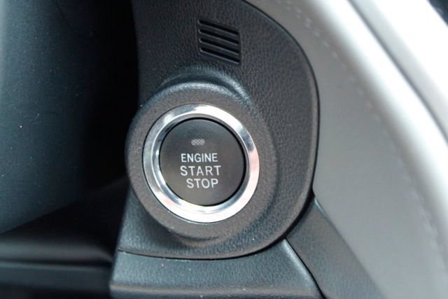 Used 2025 Subaru Outback Onyx Edition AWD/4WD image 23