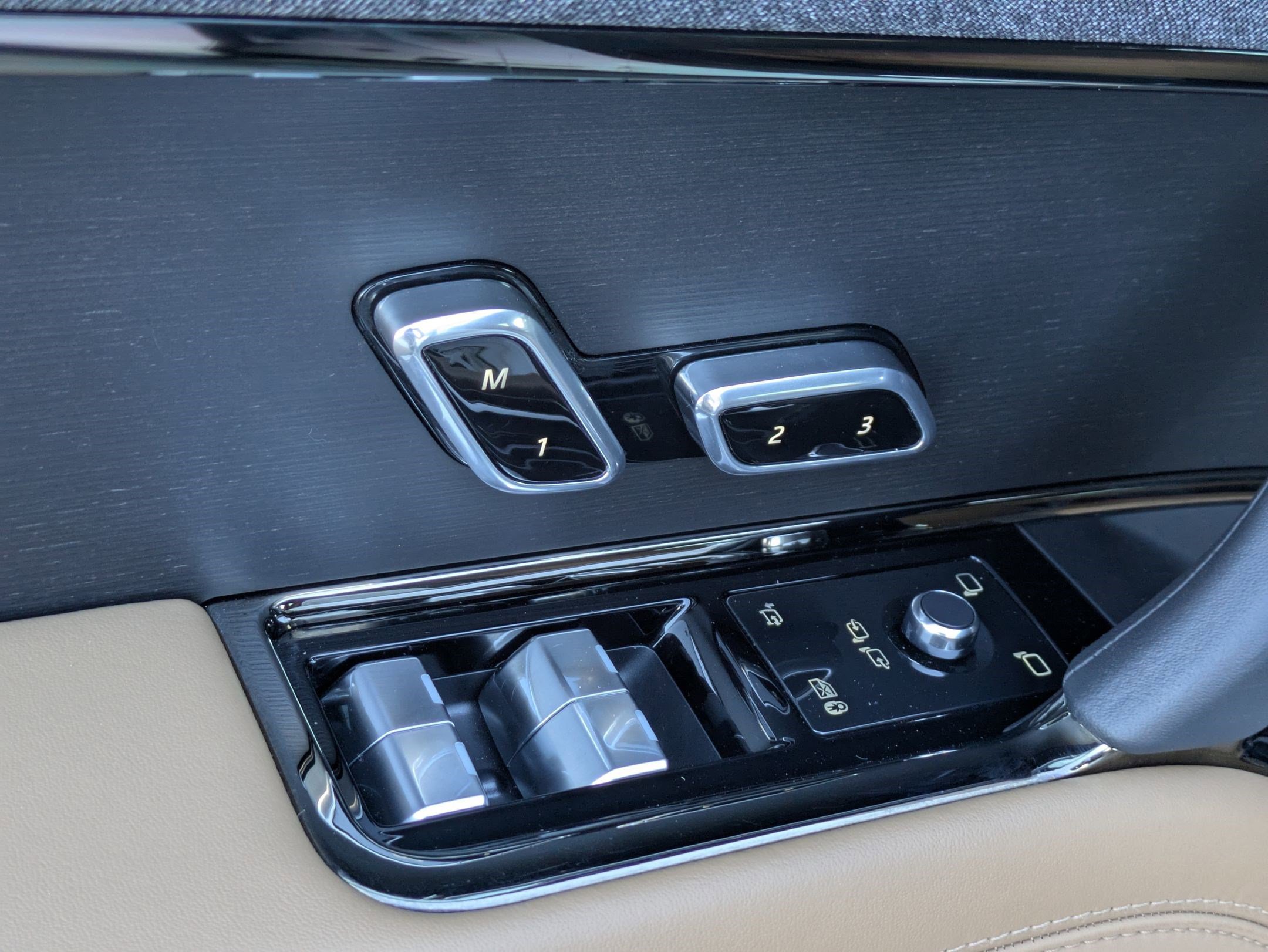 Certified 2023 Land Rover Range Rover Sport SE image 13