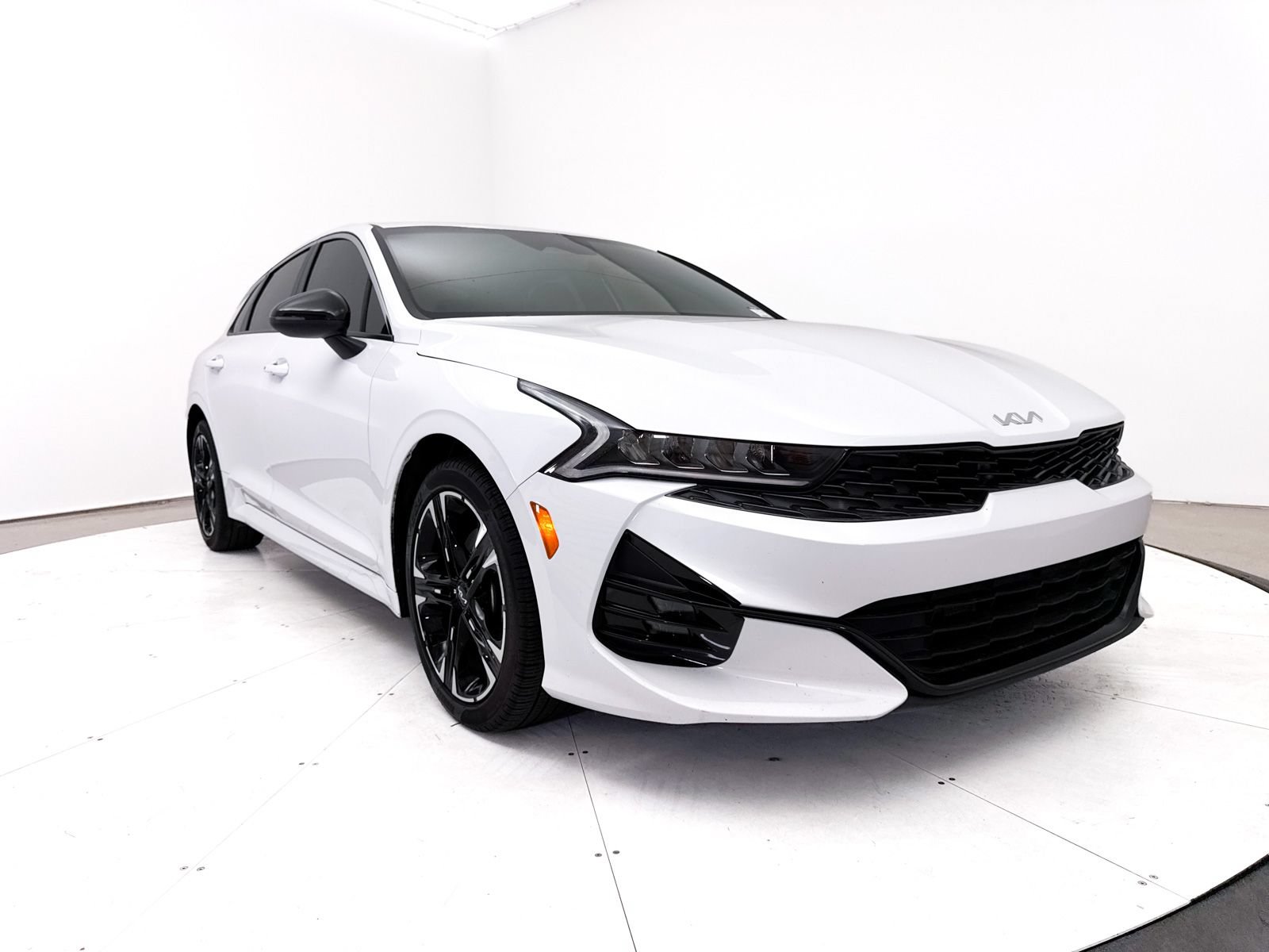 Certified 2022 Kia K5 GT-Line FWD image 12