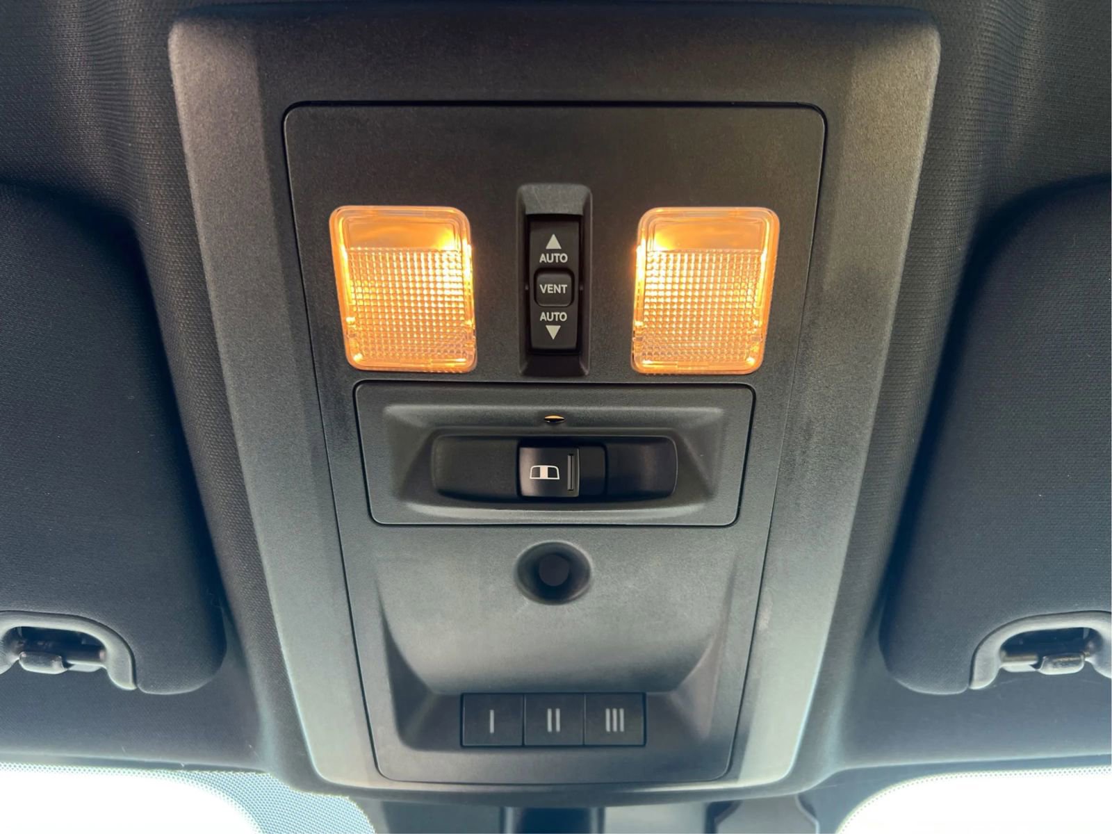 Used 2018 RAM 1500 Rebel w/ Luxury Group AWD/4WD image 38