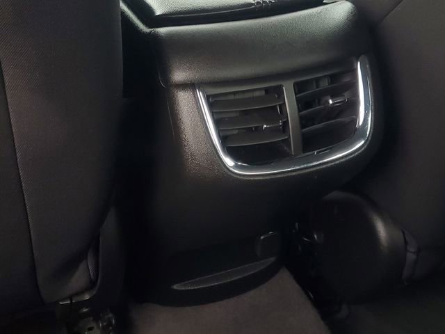 Used 2023 Chevrolet Malibu LT image 32