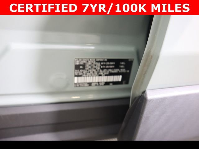 Used 2020 Toyota RAV4 XLE Premium image 33