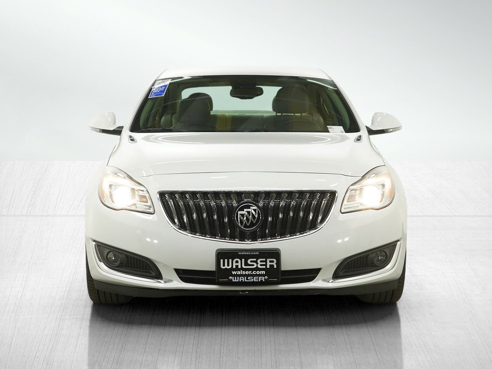 Used 2016 Buick Regal image 8