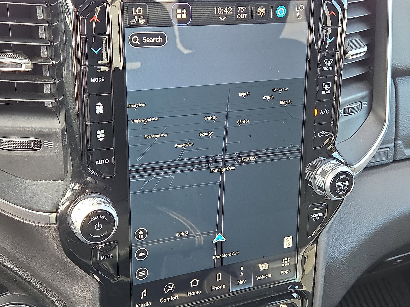 Used 2024 RAM 1500 Lone Star image 13