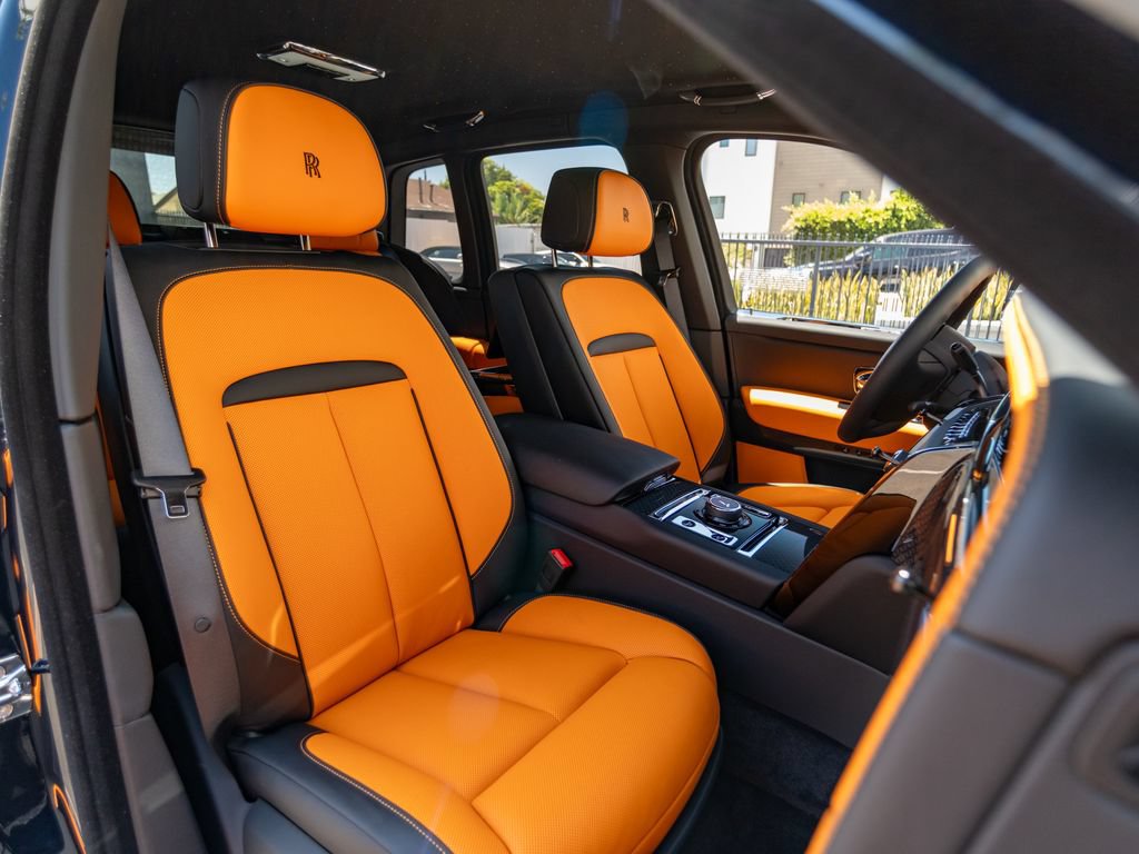 New 2027 Rolls-Royce Cullinan Black Badge AWD/4WD image 38
