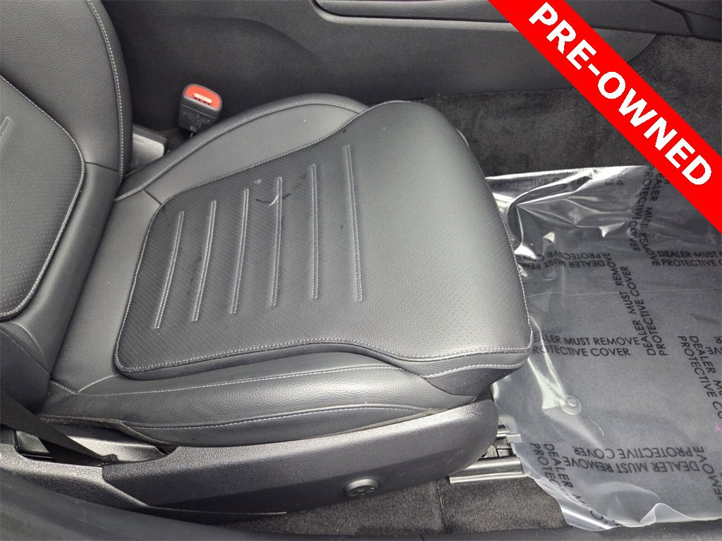 Used 2023 Mercedes-Benz C 300 Sedan image 16