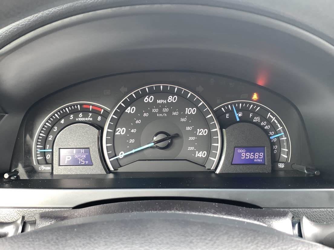 Used 2014 Toyota Camry LE FWD image 19
