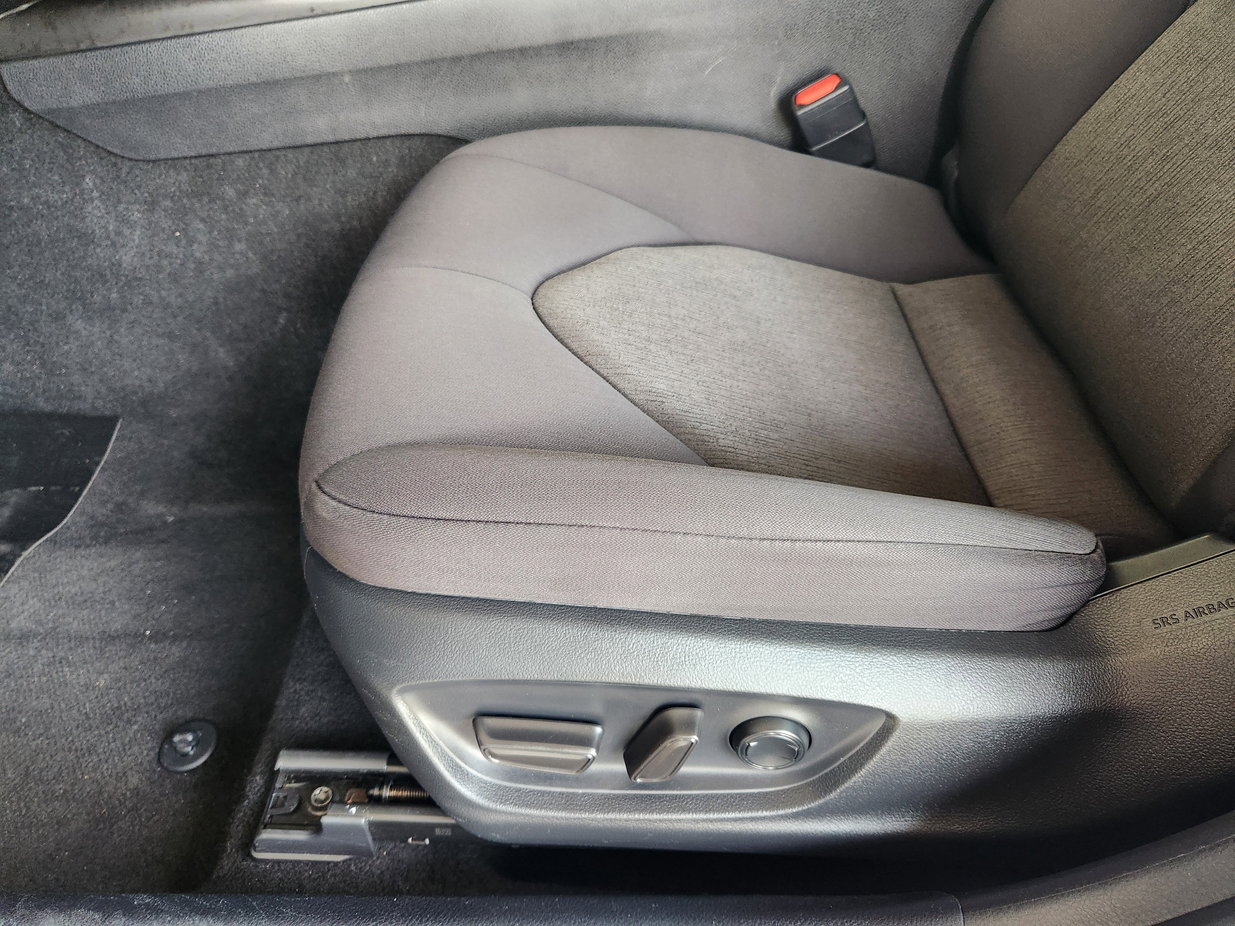 Used 2024 Toyota Camry LE FWD image 25