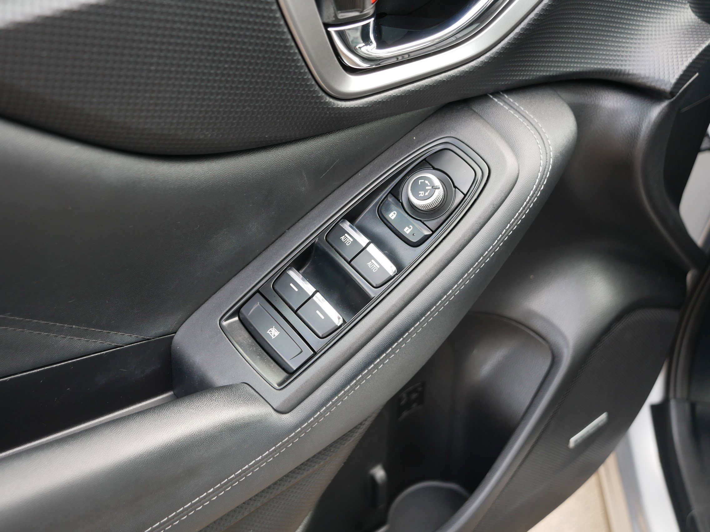 Used 2019 Subaru Forester Limited image 19