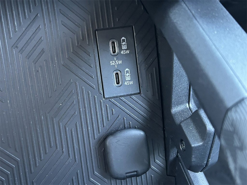 Certified 2025 Toyota 4Runner Trailhunter image 34