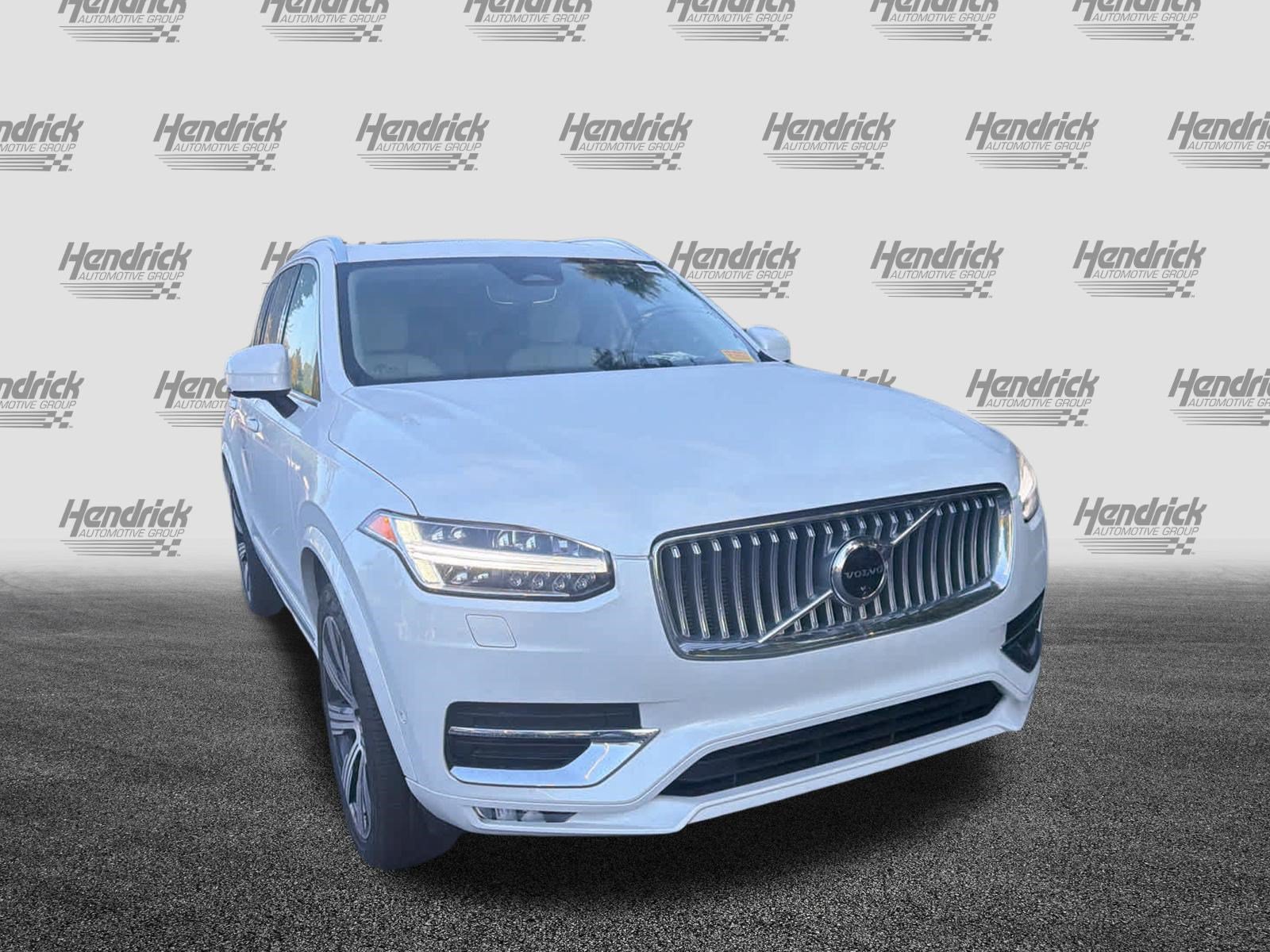 Used 2024 Volvo XC90 B6 Plus w/ Protection Package Premier AWD/4WD image 3
