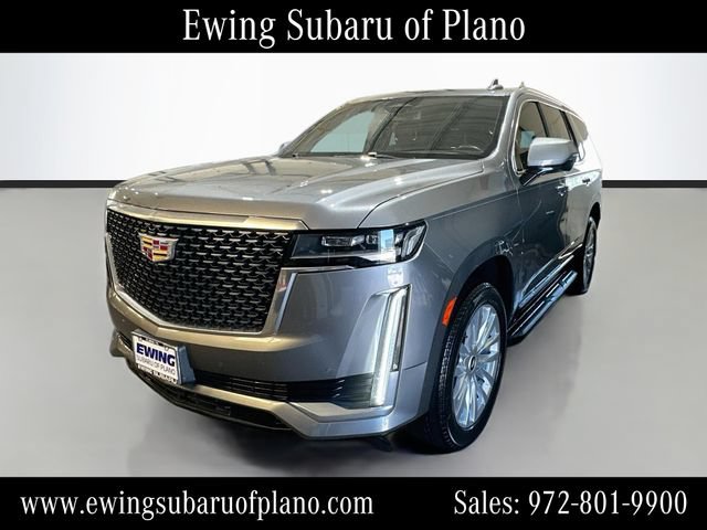 Used 2022 Cadillac Escalade Luxury w/ LPO, Illumination Package RWD image 3