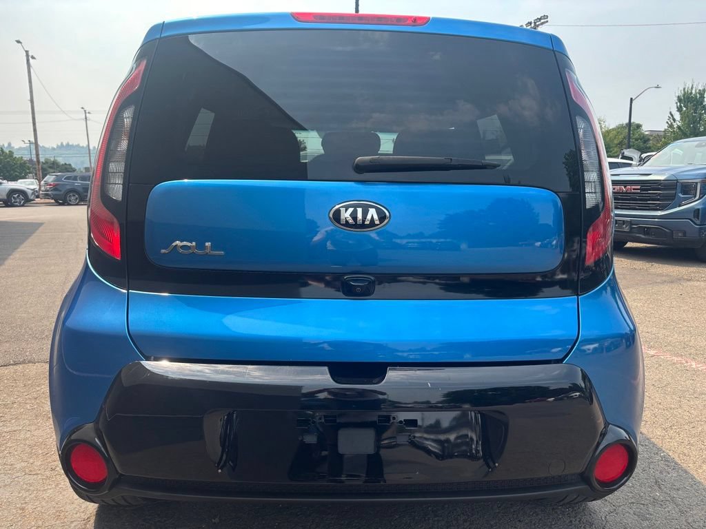 Used 2016 Kia Soul + w/ Designer's Package FWD image 3
