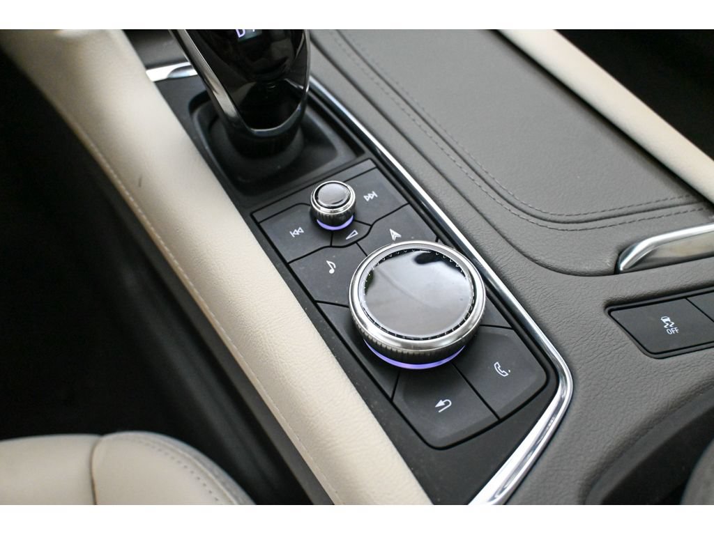 Certified 2025 Cadillac XT5 Premium Luxury AWD/4WD image 43