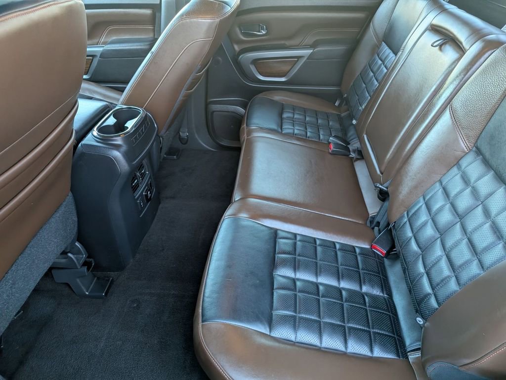 Used 2018 Nissan Titan Platinum Reserve AWD/4WD image 32