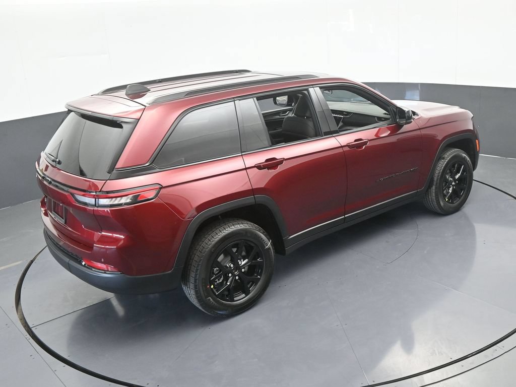 New 2025 Jeep Grand Cherokee 4WD image 46