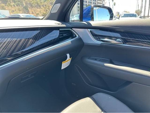 New 2025 Cadillac XT6 Premium Luxury w/ Technology Package AWD/4WD image 27