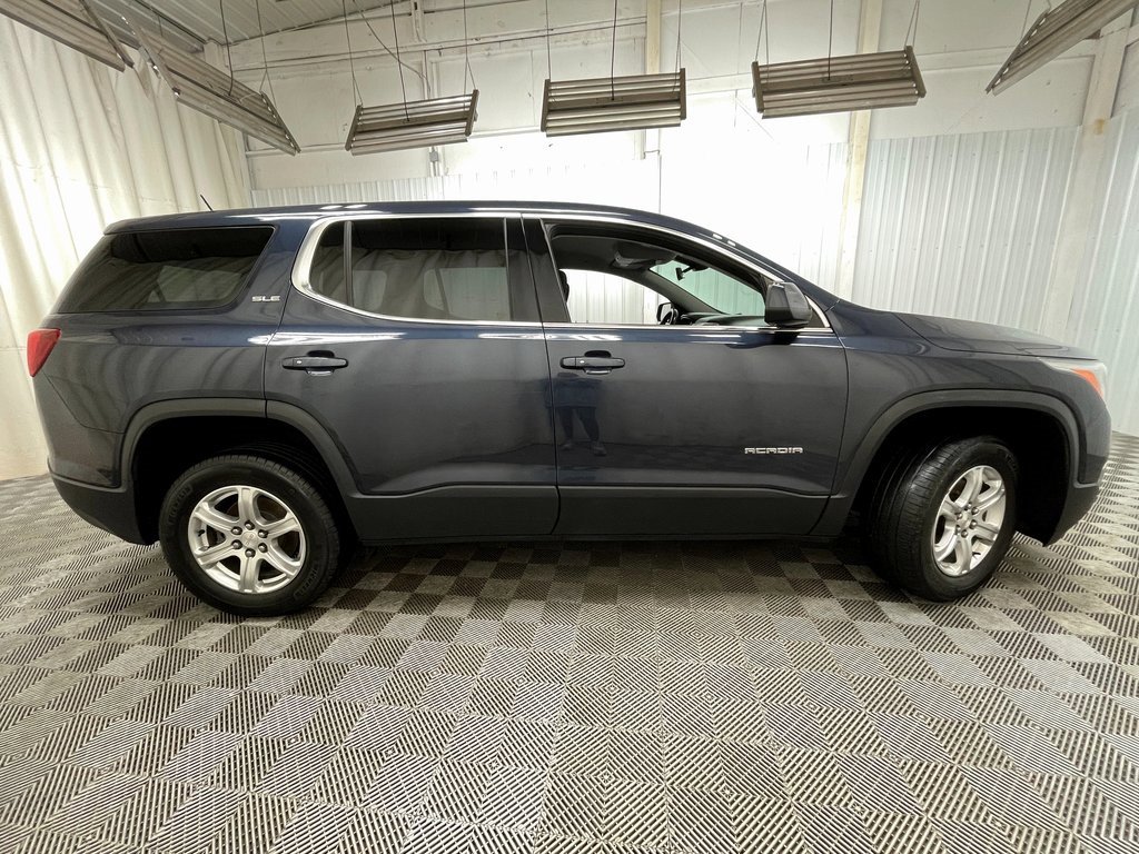 Used 2019 GMC Acadia SLE image 16
