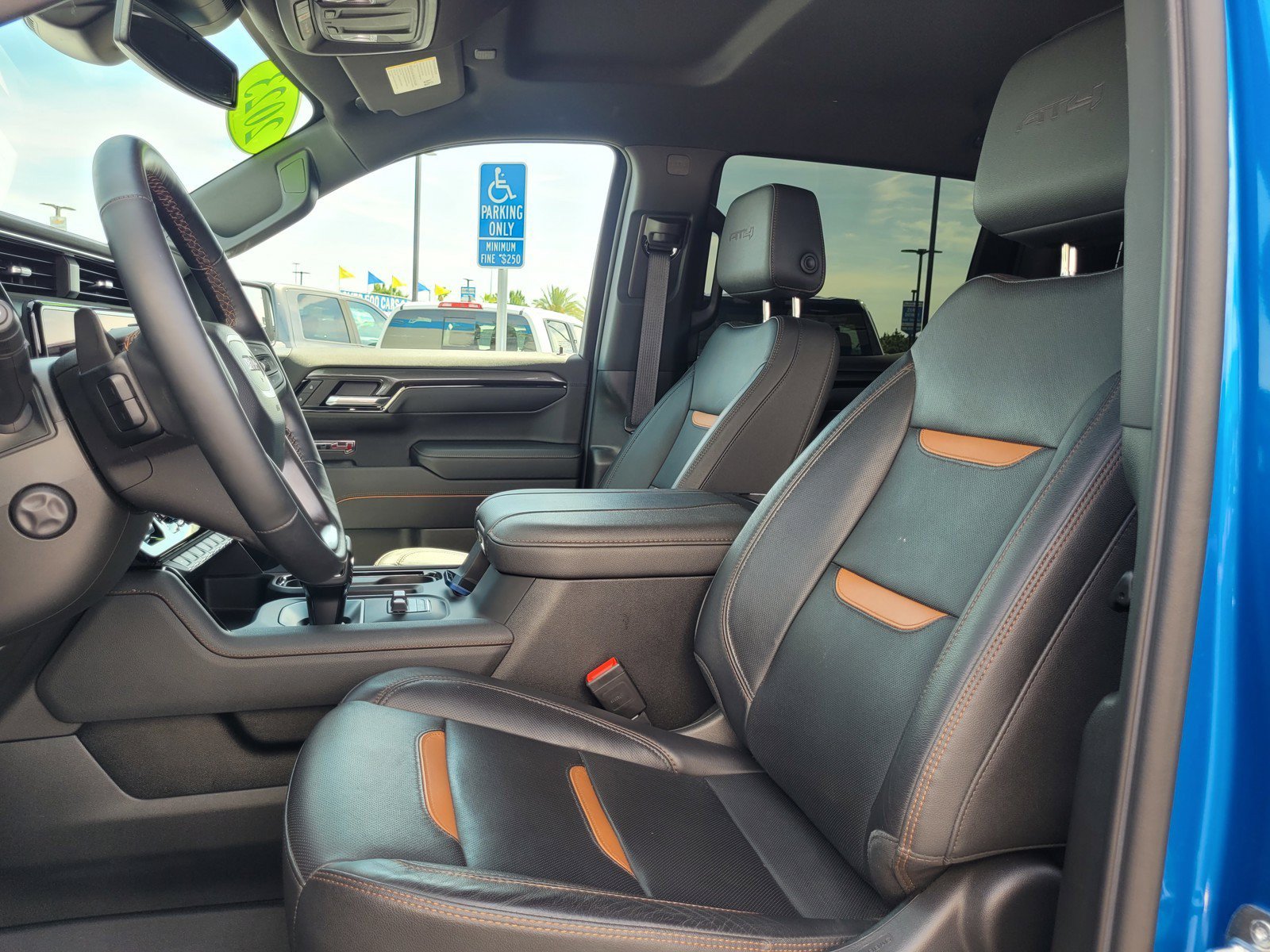 Used 2023 GMC Sierra 1500 AT4 AWD/4WD image 11