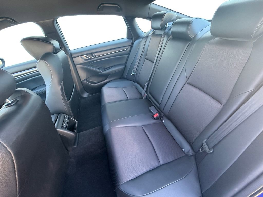 Used 2022 Honda Accord Sport image 13