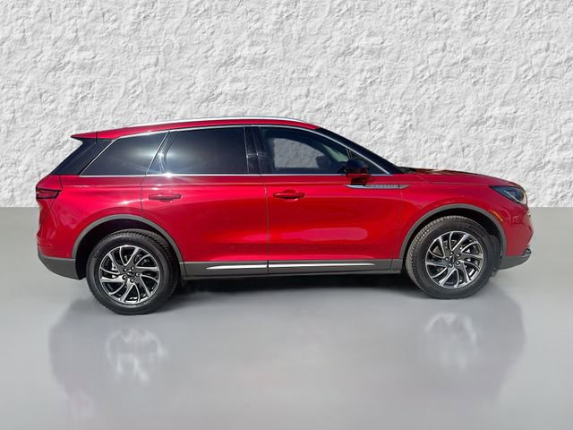 Used 2020 Lincoln Corsair FWD image 2