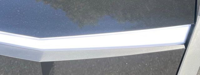 Used 2025 Tesla Cybertruck 2WD Crew Cab image 13