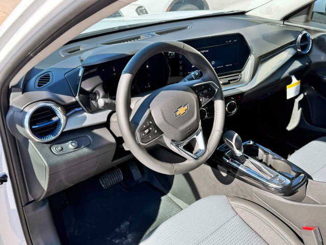 New 2026 Chevrolet Trax LT w/ Driver Confidence Package image 15