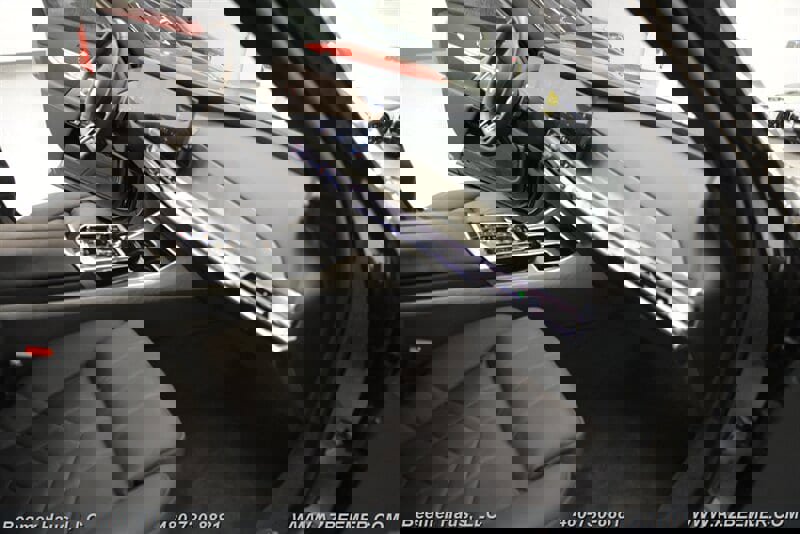 Used 2025 BMW 750e xDrive w/ Executive Package AWD/4WD image 20