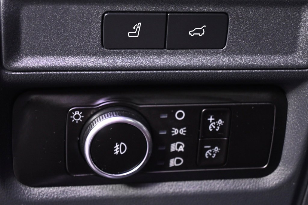 Used 2023 Ford Expedition Limited image 26