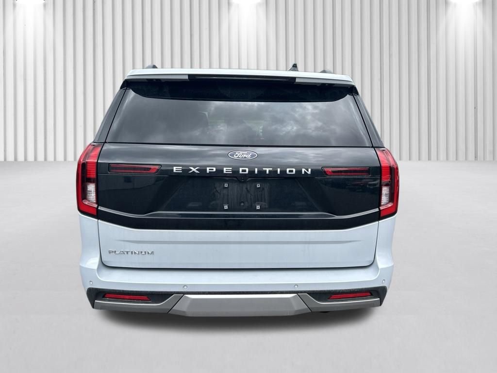 Used 2026 Ford Expedition Platinum w/ Platinum Ultimate Package AWD/4WD image 6