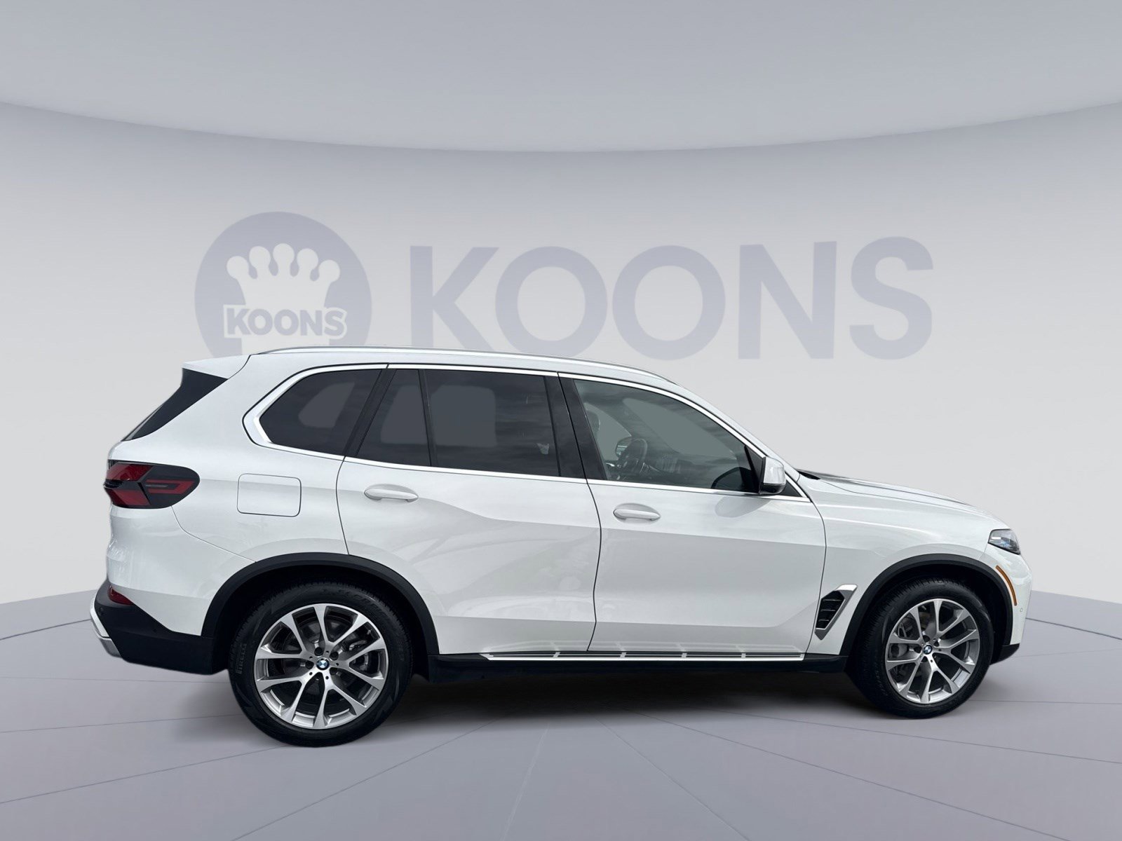 Used 2026 BMW X5 xDrive40i image 8
