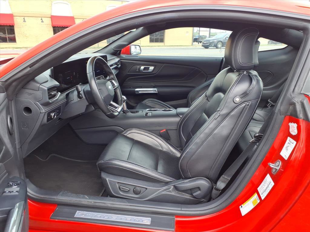 Used 2024 Ford Mustang Premium image 13
