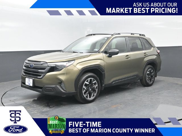 Used 2025 Subaru Forester Premium AWD/4WD image 1