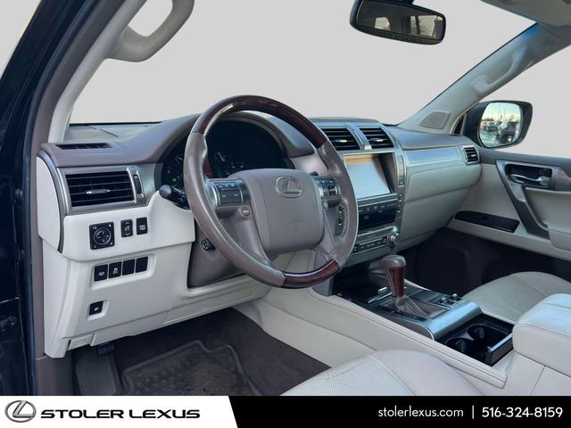 Used 2017 Lexus GX 460 AWD/4WD image 24