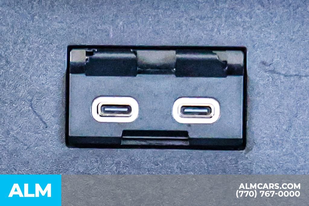 Used 2025 Toyota Highlander LE image 57