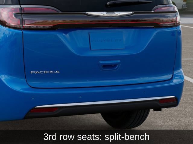 New 2026 Chrysler Pacifica Select image 16