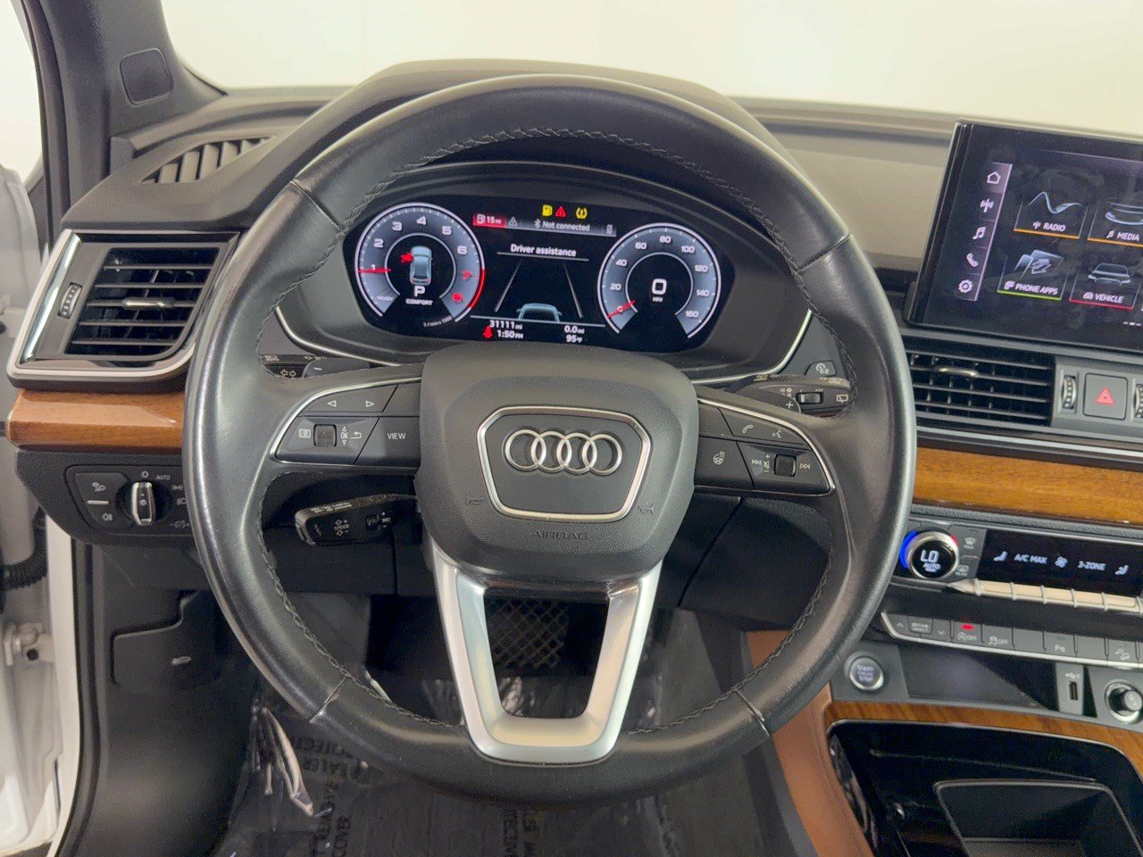 Used 2023 Audi Q5 2.0T Premium Plus w/ Premium Plus Package AWD/4WD image 10