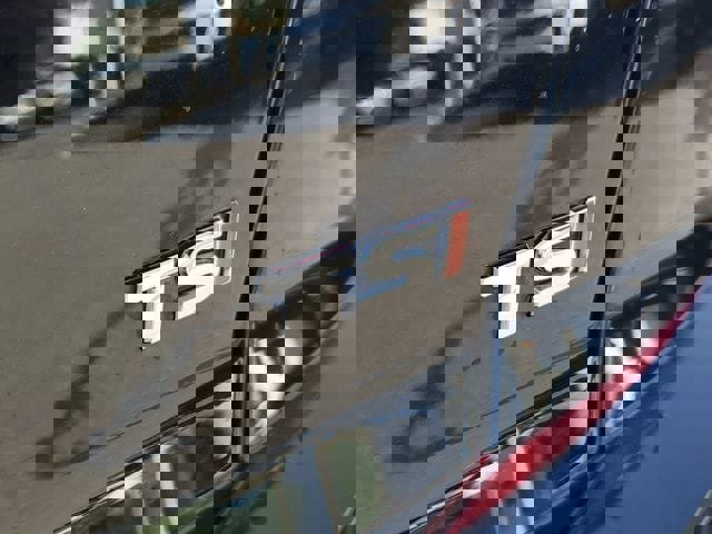 Used 2017 Volkswagen Passat 1.8T R-Line image 7