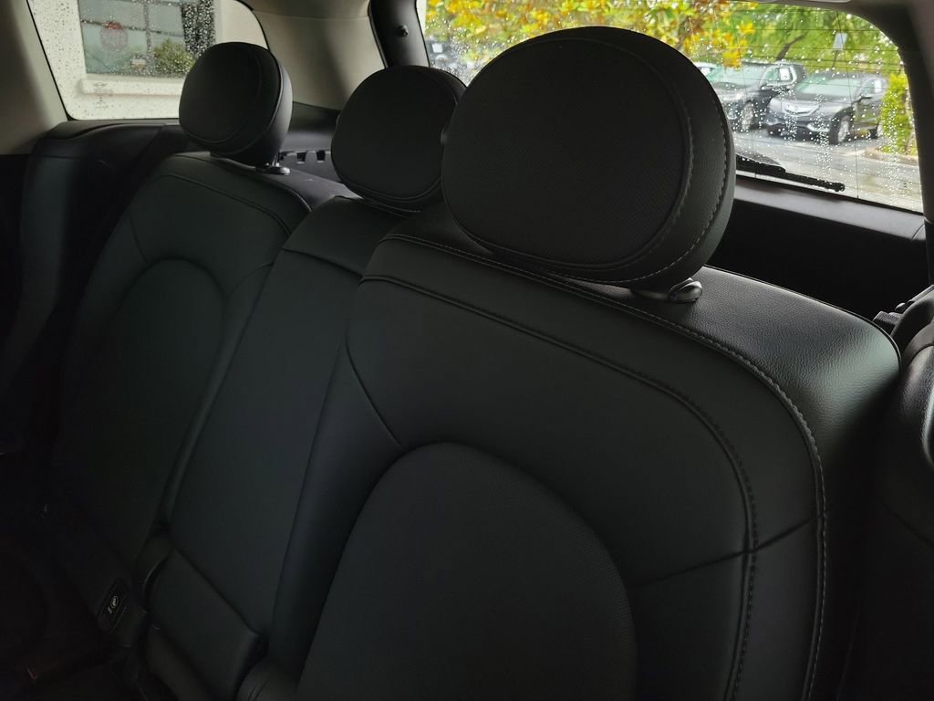 Used 2019 MINI Cooper Countryman FWD image 11