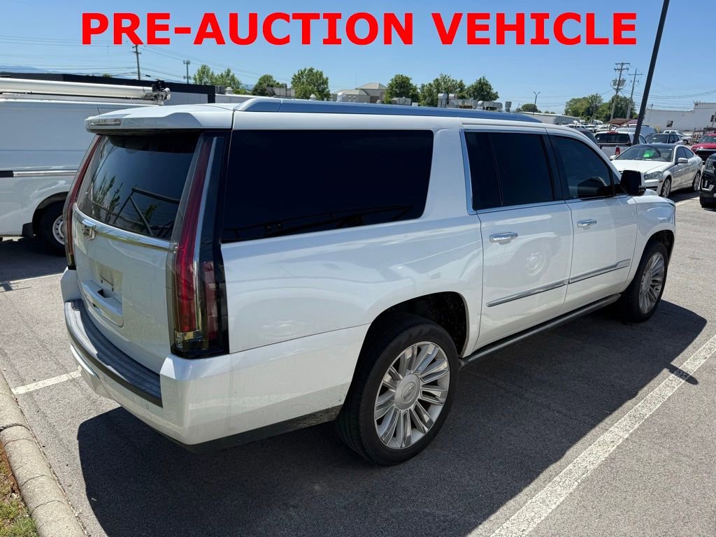 Used 2016 Cadillac Escalade ESV Platinum AWD/4WD image 4