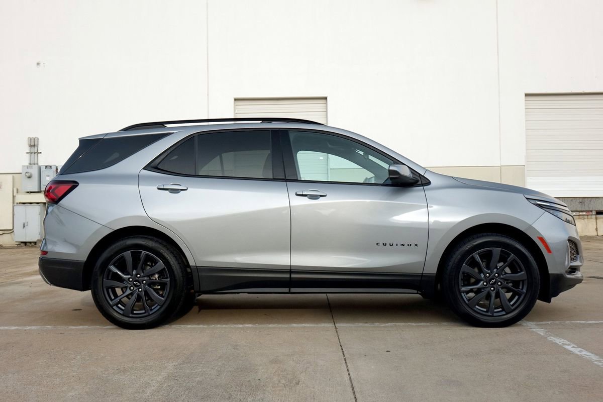 Used 2024 Chevrolet Equinox RS FWD image 14