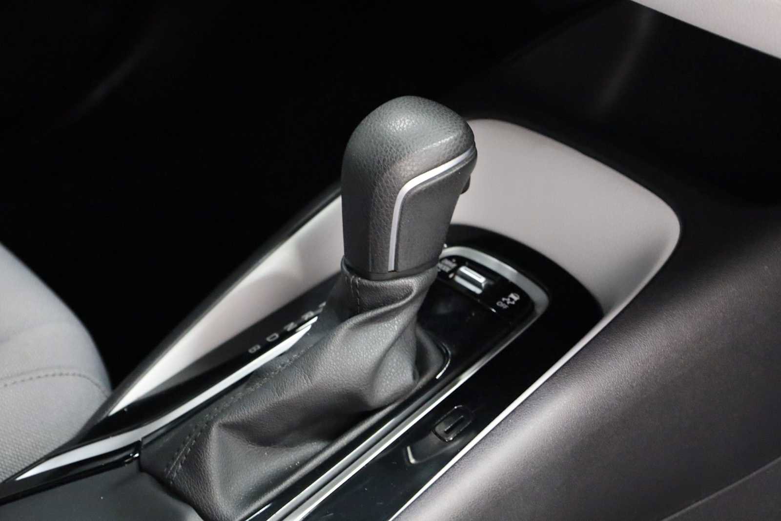 Used 2023 Toyota Corolla SE image 18